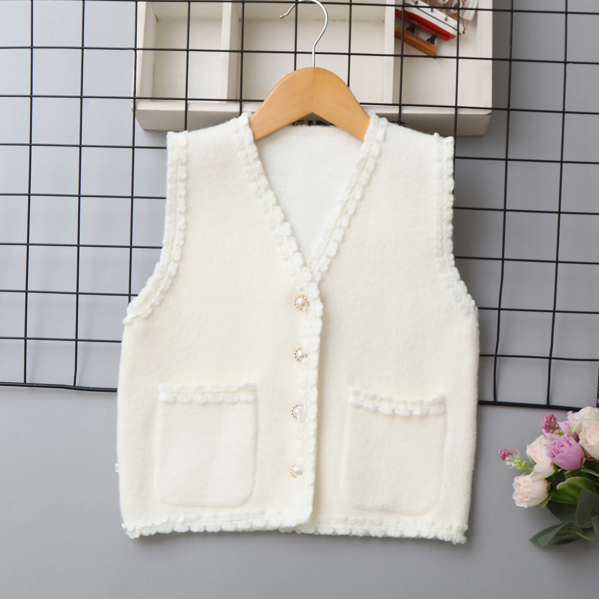 Korean velvet girls vest 2026 autumn and winter new children's clothing