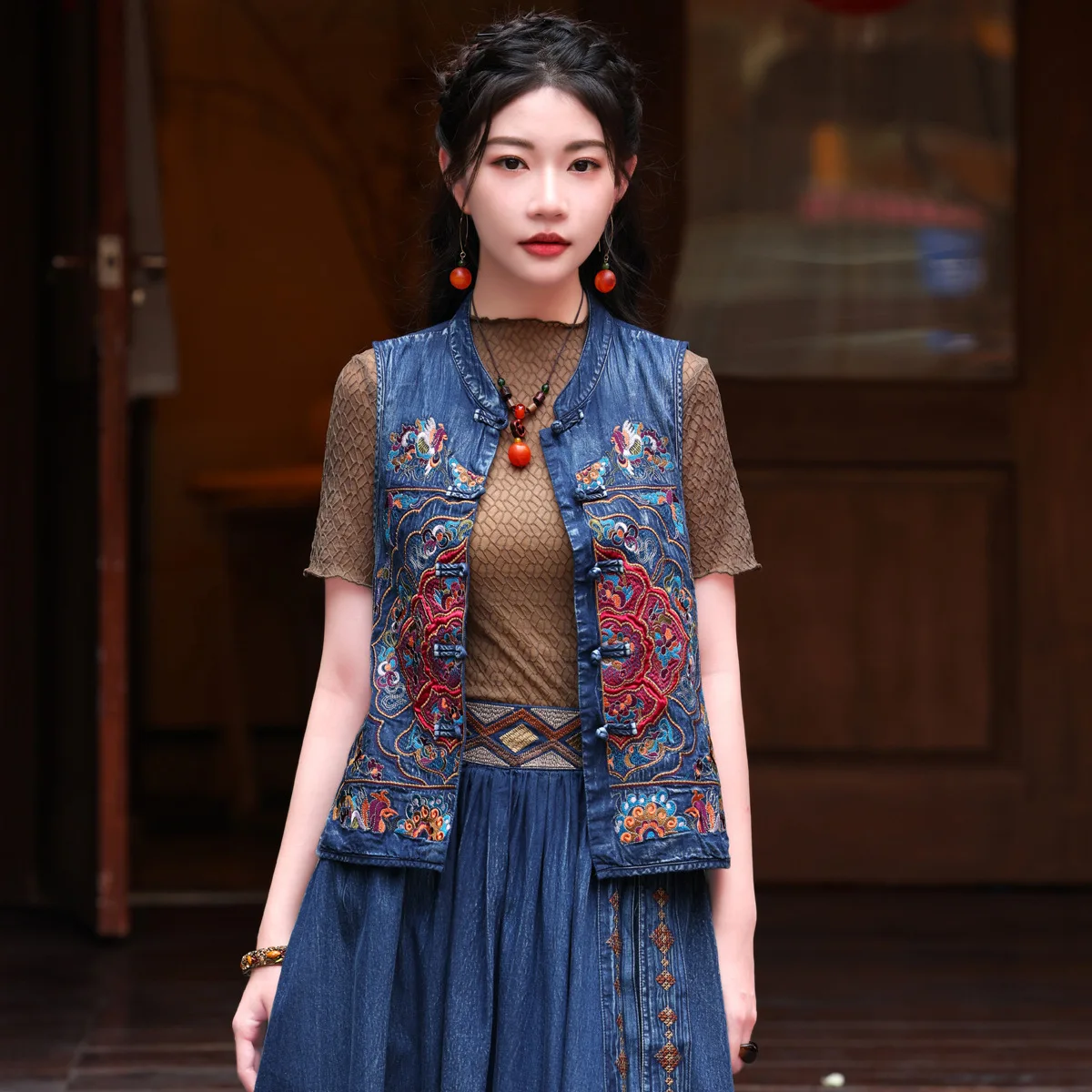 2024 Autumn New Hand Embroidered Style Vest Women Handmade Buckle Chinese Style Denim Vest Blue LX2420