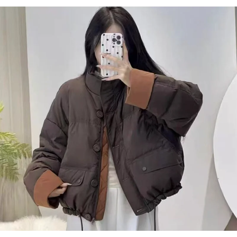 

Женский короткий пуховик большого размера контрастного цвета, новинка 2025 года, зимняя мода, универсальное утолщенное пальто-пуховик