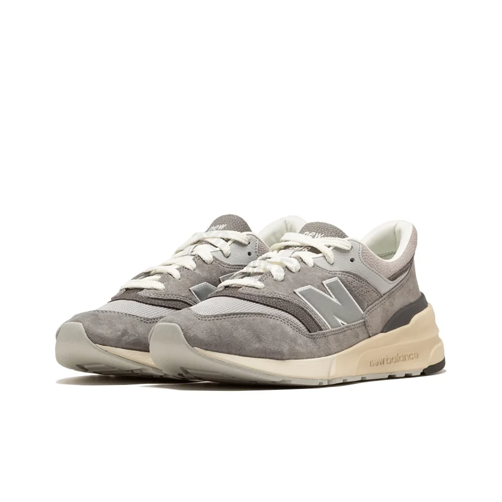حذاء جري كاجوال New Balance NB 997R Retro، متعدد الاستخدامات ومتين ومنخفض القطع للرجال والنساء، رمادي ظل.