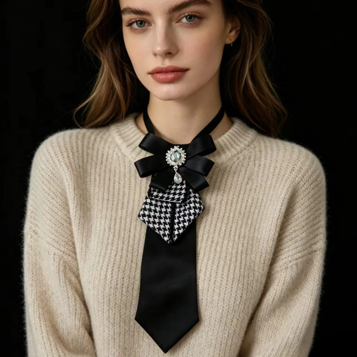 Light Luxury Rhinestone Houndstooth Bow Brooch Tie Vintage Collegiate Style Daily Shirt Professional Women's Dress Brooch Tie