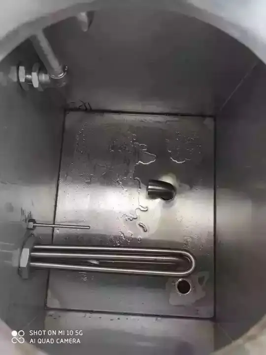 Nuovo attrezzatura automatica per la pulizia e il rifornimento del barile di birra del birrificio