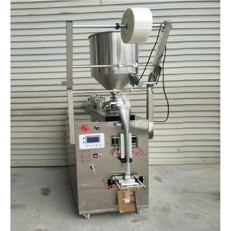 

Small Sachet Packet Filling Sealing Machine Automatic Liquid Sauce oil Juice Water Packing Machine Strip-shaped desig Customized