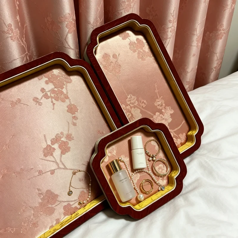 Handmade Light Luxury Velvet Appraisal Tray, Palace Style Display for Jade Agate Bracelet, Shop Organizer Stand