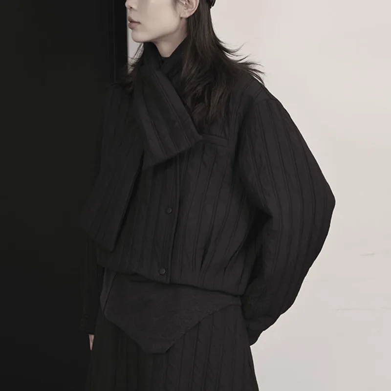 HKSH Autumn Winter New Women Short Cotton-padded Coat Single Breasted V-neck Scarf Casual Dark Elegant Trend Warm Jacket HK17547