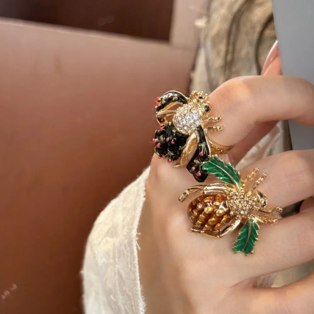 

Vintage Geometric Insect Drip Oil Ring Korean Style Strawberry Enamel Fruit Ring Jewelry Accessories Bee Chunky Enamel Ring Gift