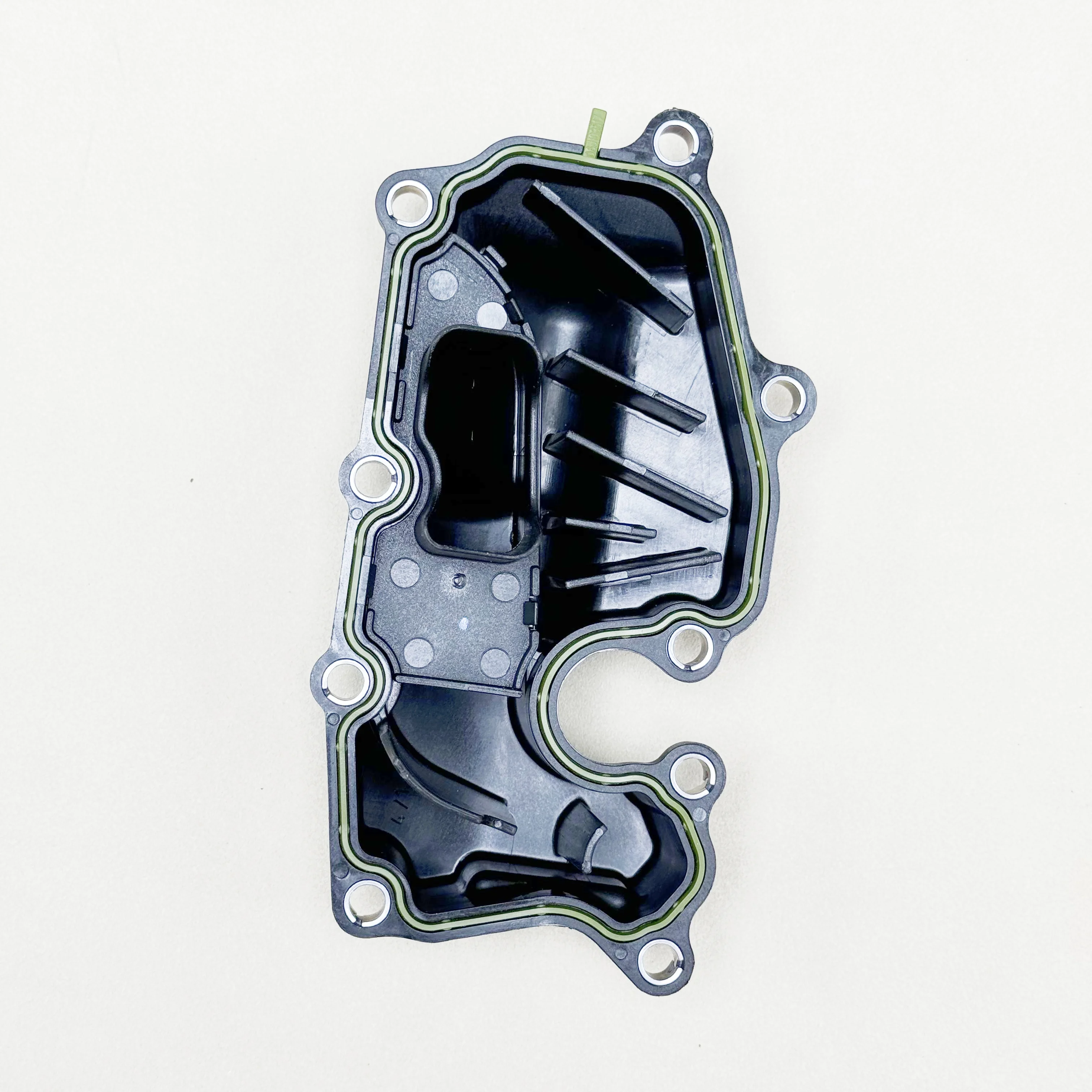 PCV النفط الاستراحة فاصل 06J103464 06J 103 464 06H103464L 06J 103 464 06H103464M ل A3 A4 Q5 TT VW CC جولف بيتل باسات