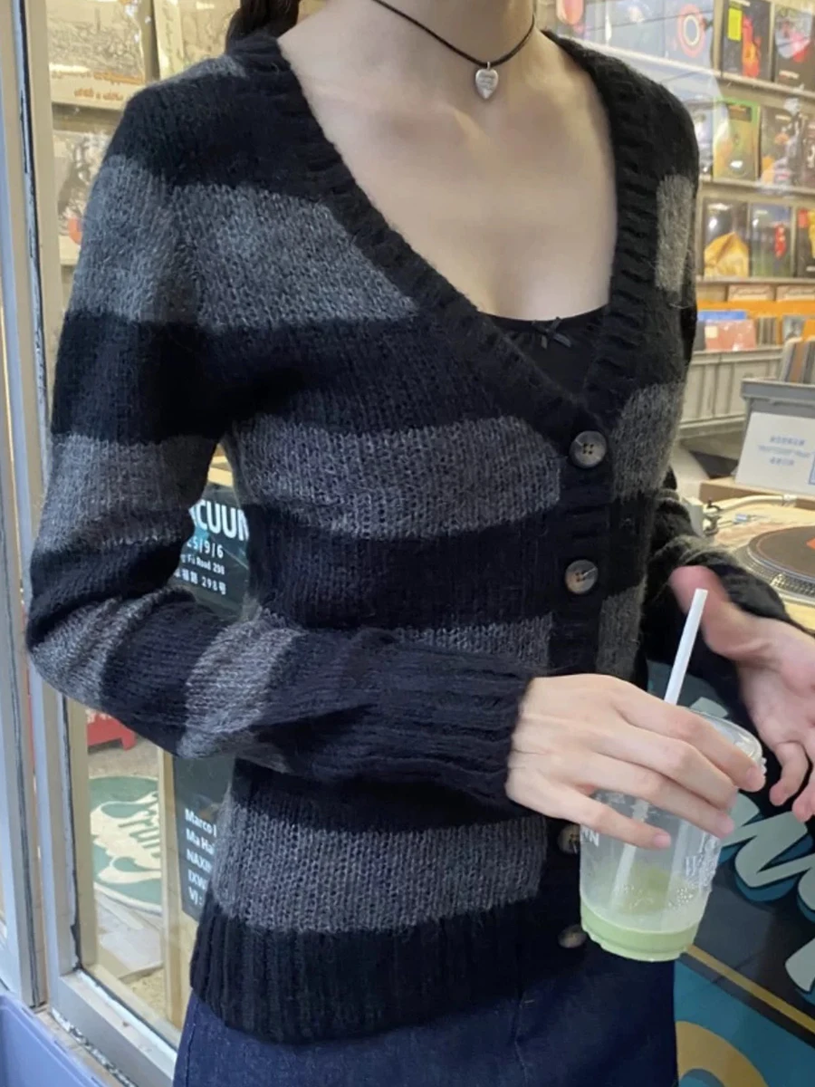 

Gray Striped Thin Knitted Cardigan Women Autumn V Neck Single Breasted Long Sleeve Sweater Streetwear Vintage Fashion Knitwear