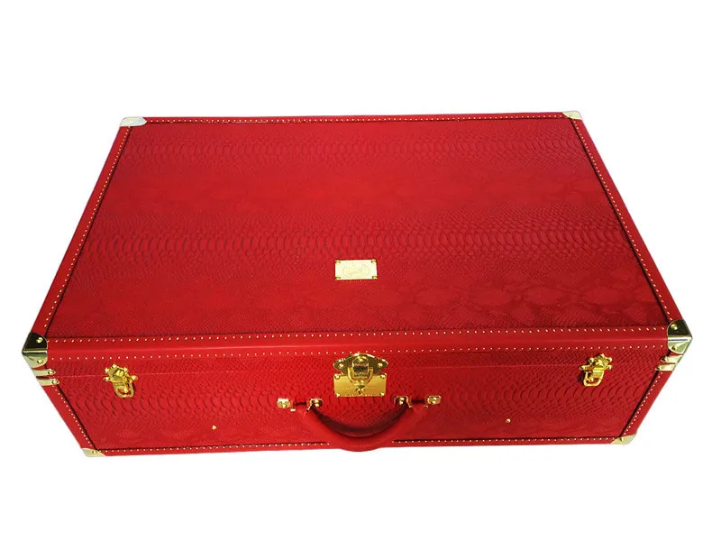 

Customized leather high-end jewelry box, portable jewelry box, portable, waterproof inner gift box with lock.