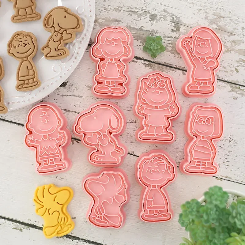 A Set Snoopy Biscuit Mold Custom Cookie Cutter Baking Tools Cake Baking Accessories Cookie Mould Plastic Press Mold