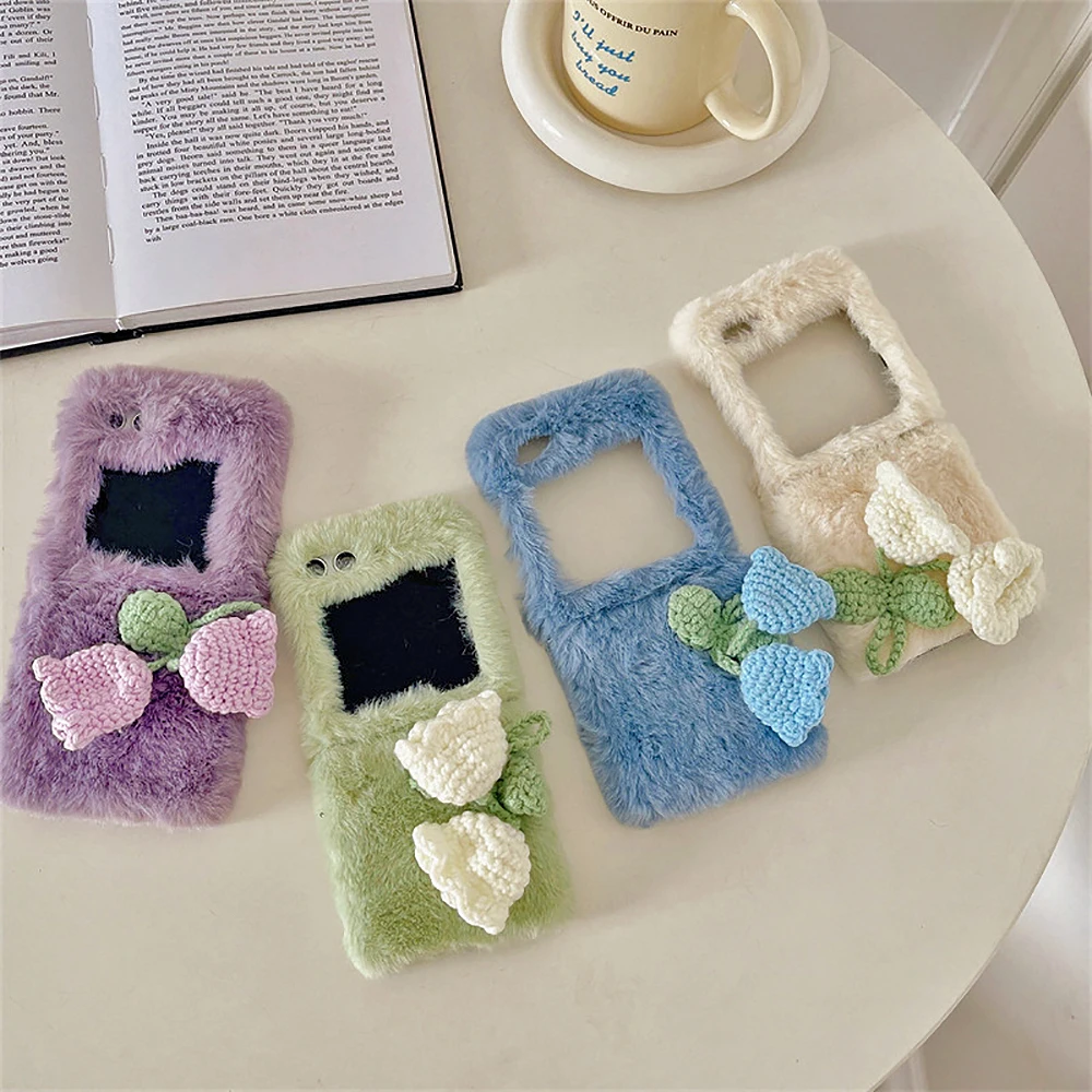 Hairy Weave Morning Glory Pendant Autumn Winter Phone Case For Samsung Galaxy Z Flip 5 Z Flip 4 Z Flip 3 Warm Plush Back Cover