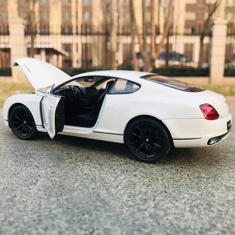 WELLY 1:24 Bentley Continental Supersports GT Alloy Car Model Diecasts Simulation Metal Toy Luxy Car Model Collection Gifts