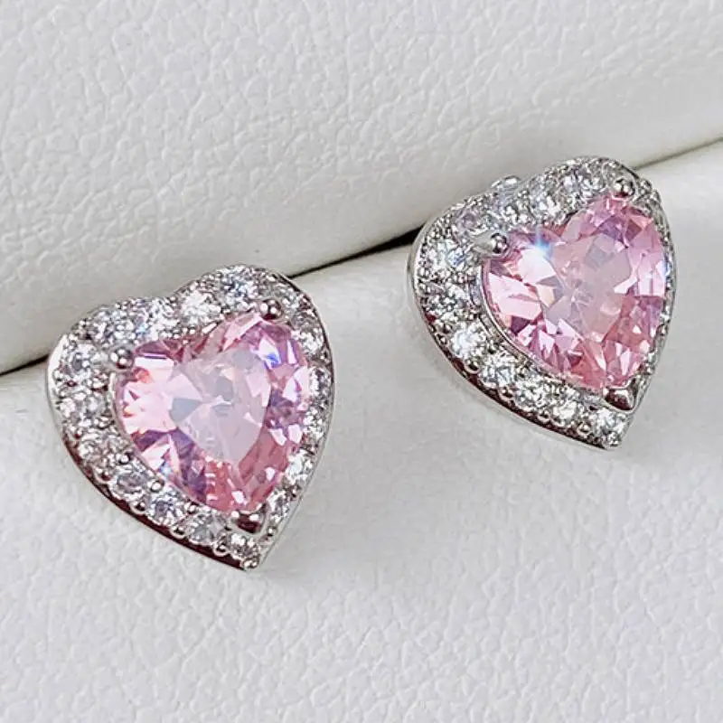 Huitan Minialist Heart Damen-Ohrstecker mit brillantem CZ-Edelstein, modische Accessoires für den Alltag, vielseitiger Party-eleganter Schmuck