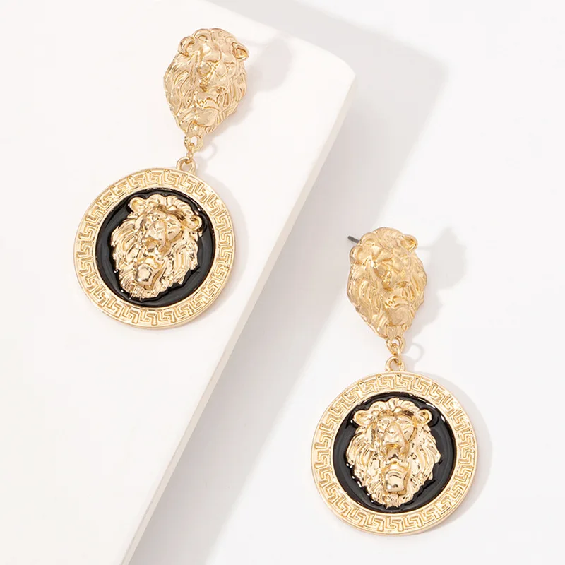 Trend New Cool Stuff Piercing Ear Golden Embossed Lion Head Alloy Trend Vintage Jewelry Personality Woman Earring