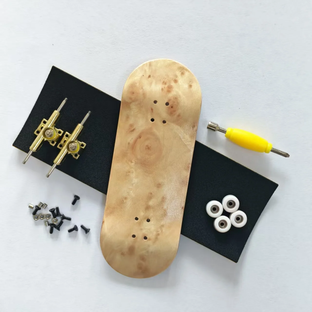 34-mm-Griffbrett-Set mit Doppelachs-Lagerrädern für LKWs – Detail 7
