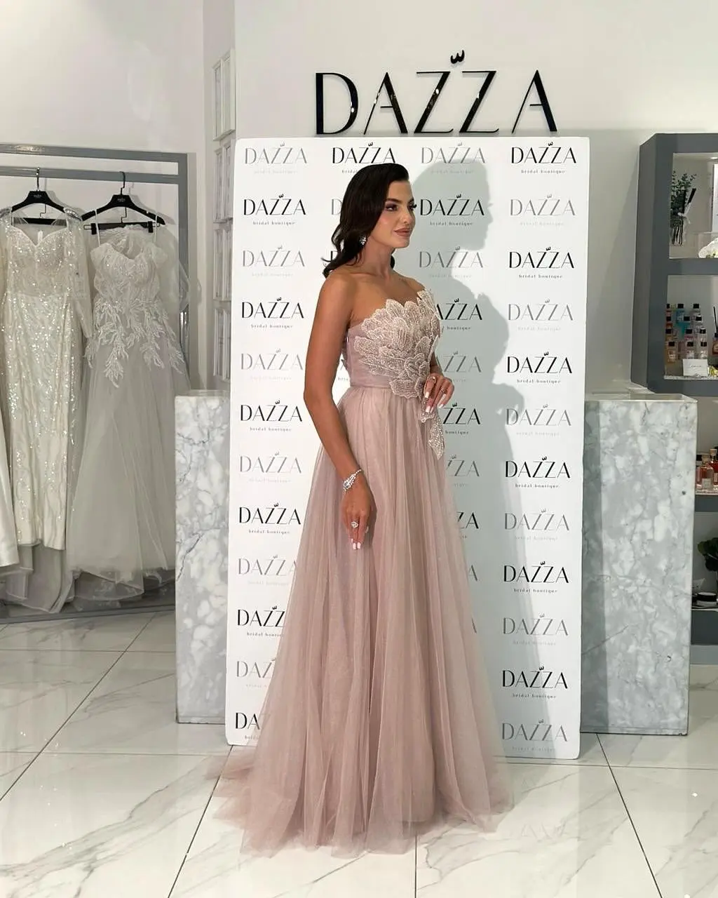 Meetlove واحد على الكتف بلا أكمام خط طول الأرض تول الدانتيل الديكور مخصص زين عارية الذراعين فساتين لحضور الحفلات الموسيقية للنساء