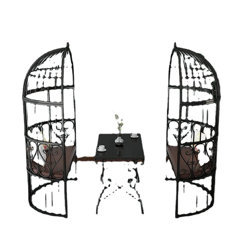 European wrought iron semi-round bird cage floor seat, outdoor restaurant, wedding photography