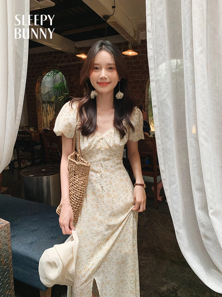 

Vintage Floral Sweetheart Neck Dress Women Summer Short Sleeve Slit Maxi Dress Elegant Girl Style Long Sundress Romantic Vibes