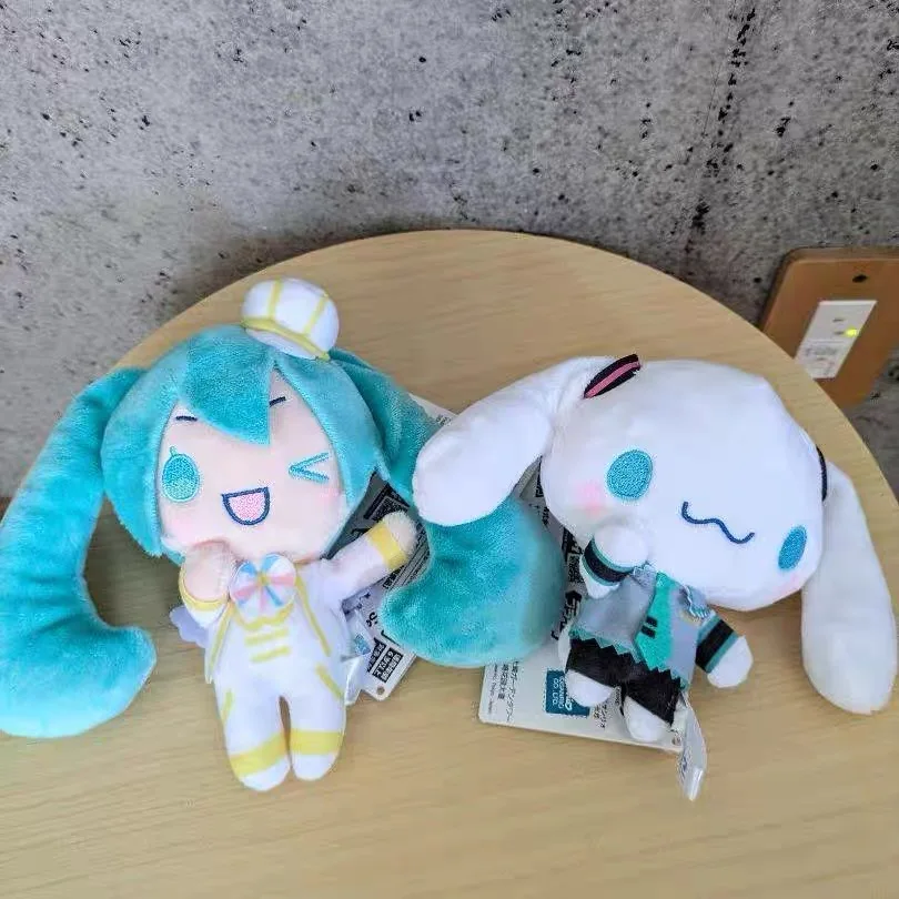 Nuevo Kawaii genuino Sega Hatsune Miku X Cinnamoroll Miku suave felpa decoración de la habitación almohada juguetes niña regalo de cumpleaños de Navidad