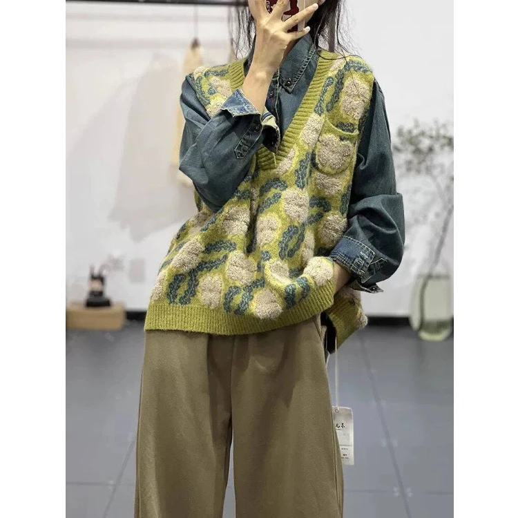 

Sweet Forest System Knitted Vest Top Women's Loose V-ne Svel Plant Floral Patterned Outerwear for Autumn