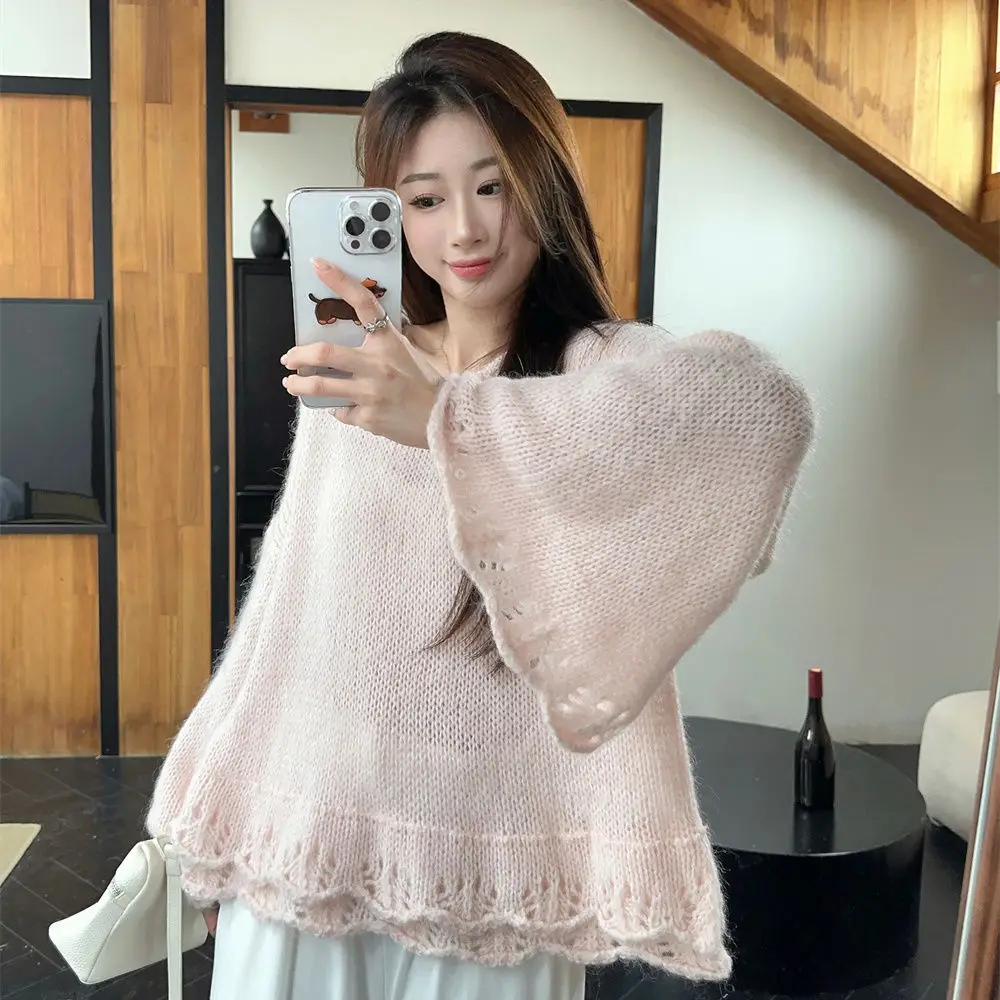 

Gagarich 2025 Gentle Pink Hook Flower Hollow Sweater Women Autumn and Winter New Loose Flared Sleeve Top