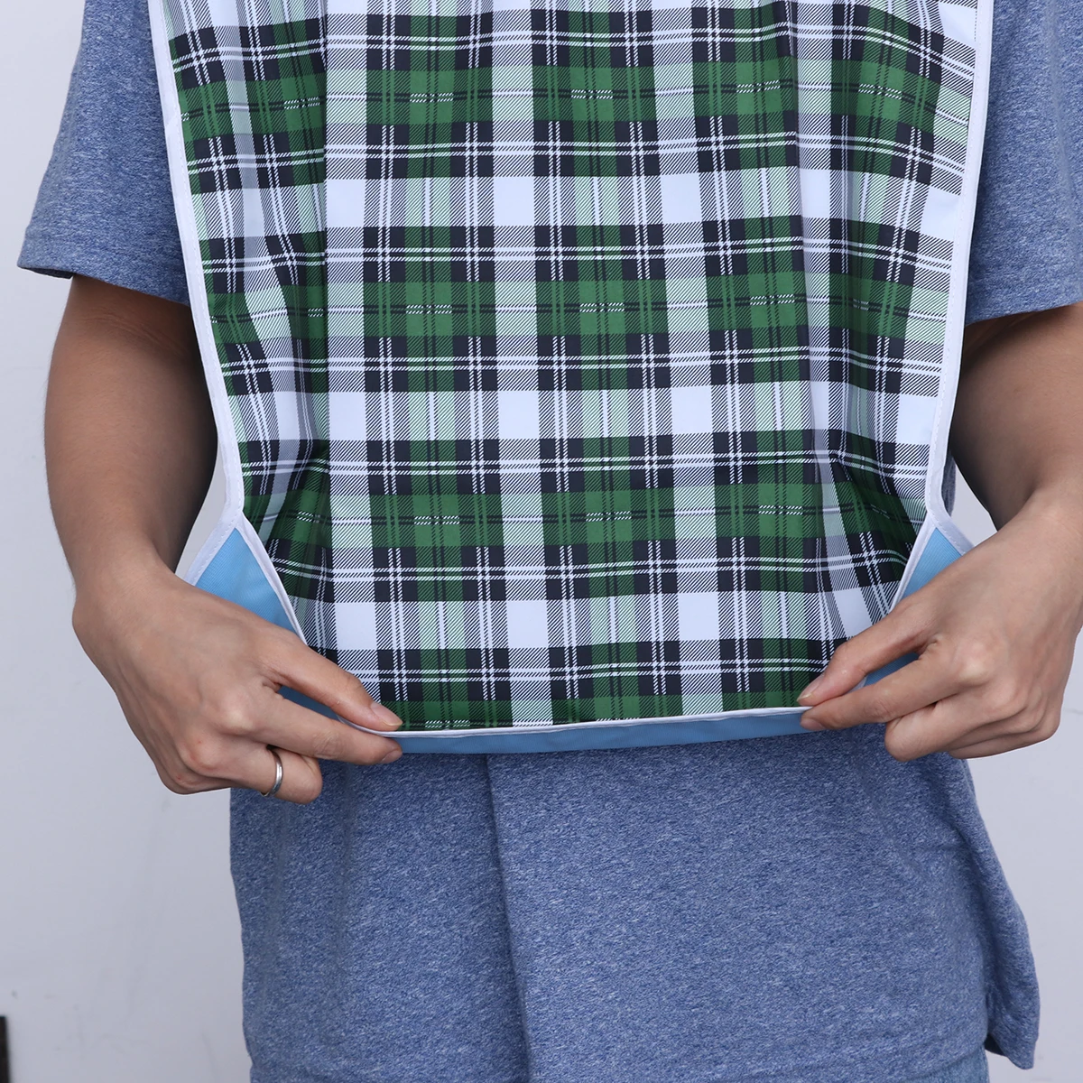 

Waterproof Adult Bib Mealtime Protector Large Pocket Anti-Oil Stain Resistant Aid Apron For Bedridden Convalescents