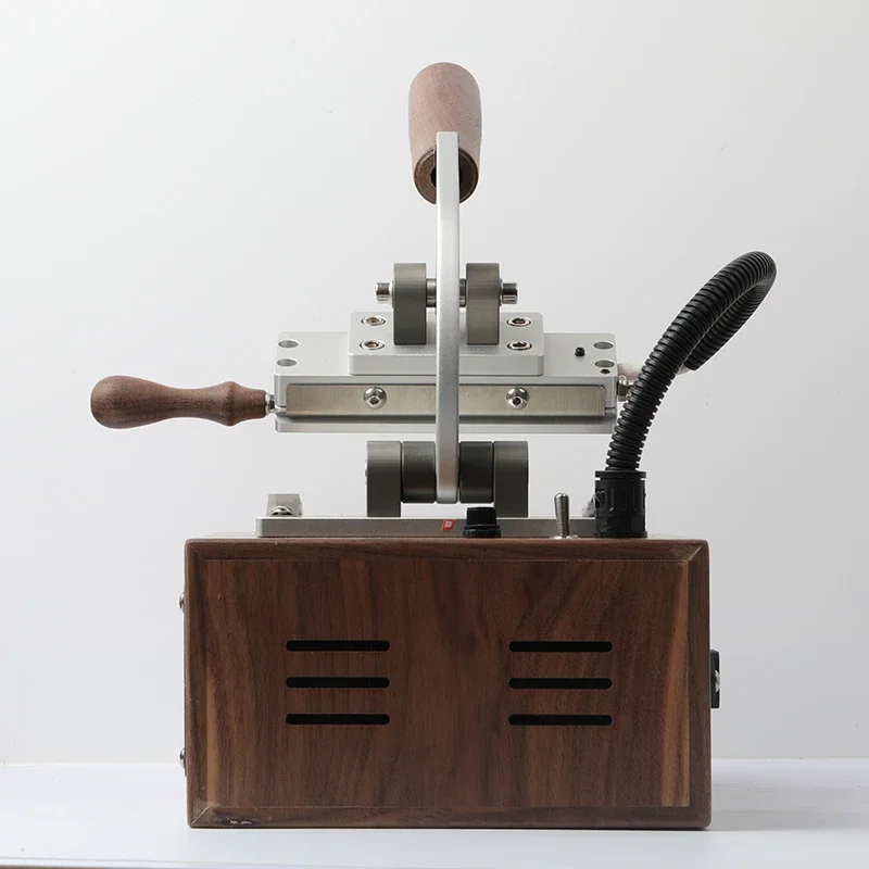 

Винтажная ручная машина для горячего тиснения кожи из ореха, ручная машина для тиснения кожи, бумажный блокнот, встроенная медная форма, горячая ста