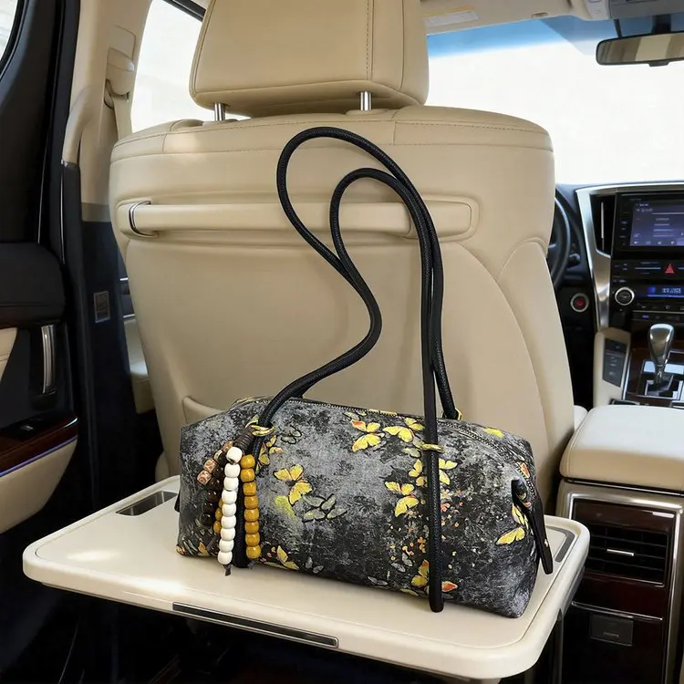 2026 New High-end National Style Fashion Niche Shoulder Bag Versatile Messenger Bag Personalized Pattern Pillow Bag