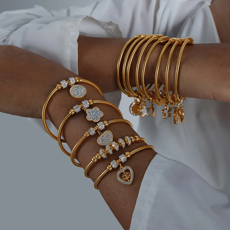 Summer New Bracelet Temperament Korean Version Of The Baby's Breath Inlaid Rhinestone Pendant Bracelet Personalized Jewelry