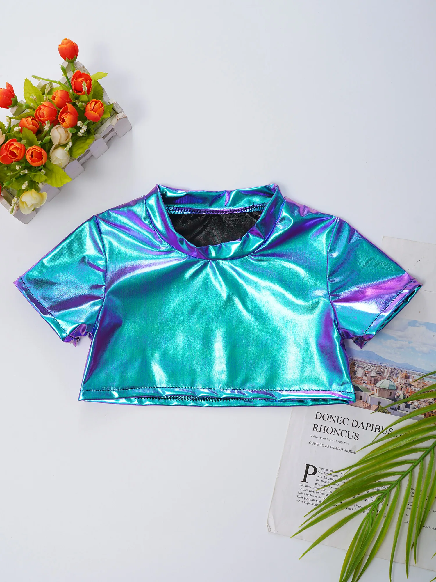 Children's T-shirts Kids Girls Metallic Dance Tops Fashion Shiny Short Sleeve Crop Top Tshirt Hip Hop Party Jazz Dance Costume