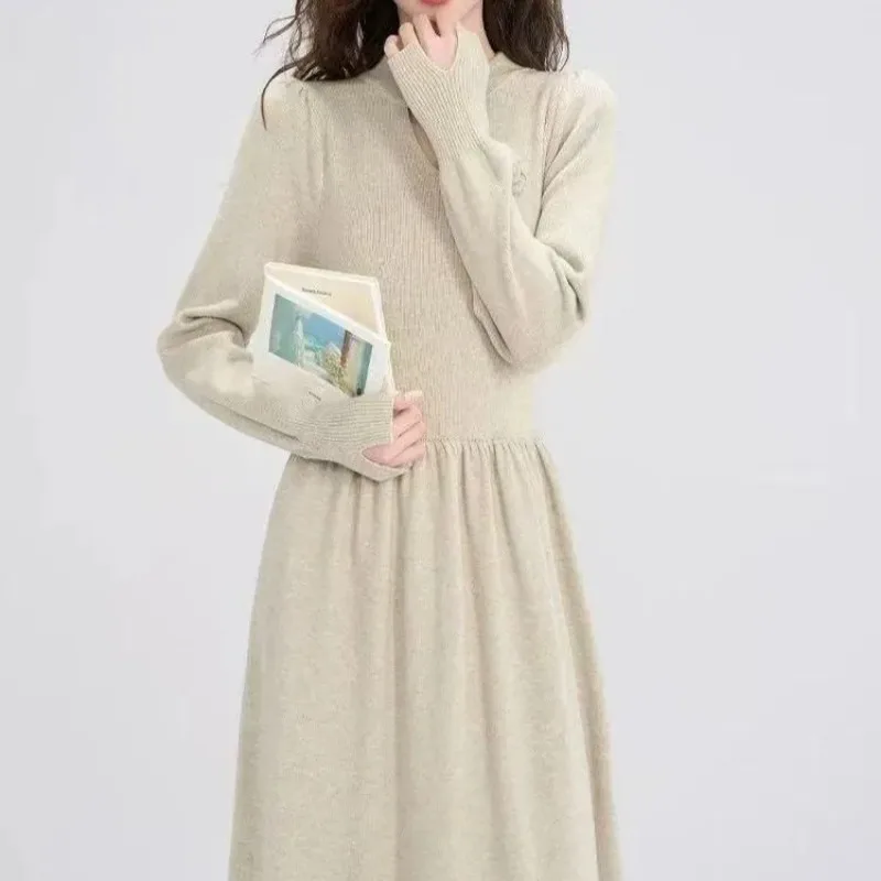 Nouvelle robe à manches longues avec manteau automne hiver taille minceur fond intérieur tricoté jupe longue