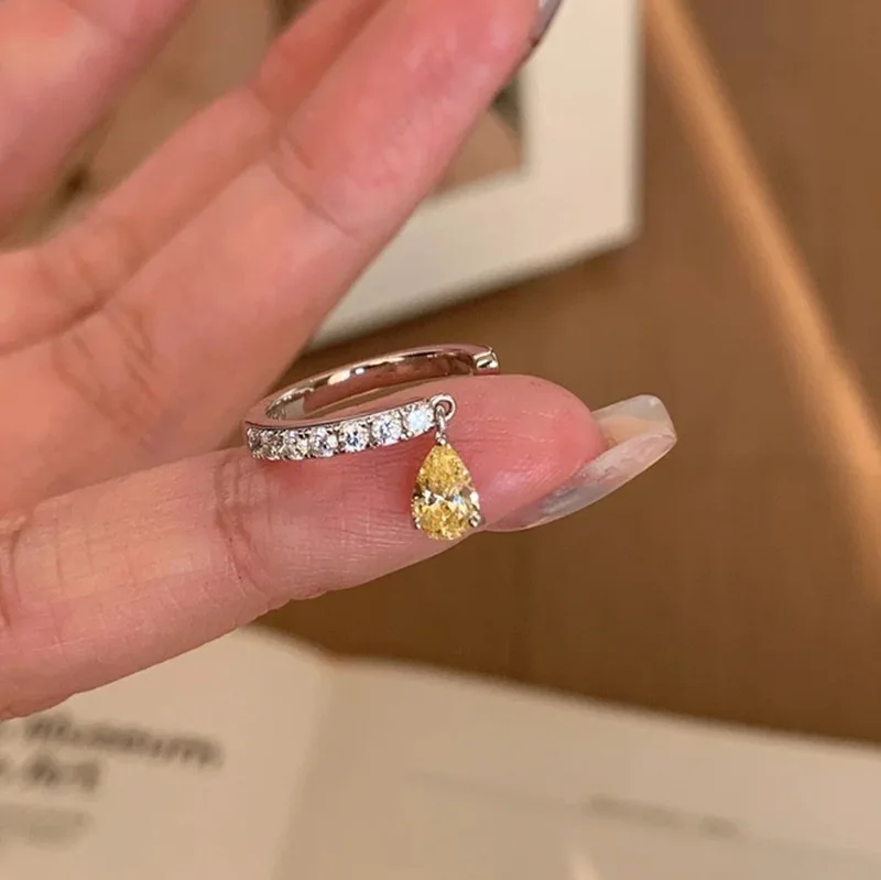 New 100% S925 Silver Ring 4 * 6 Yellow Diamond Water Drop Open Ring Fashionable and Simple Women's Wedding Jewelry