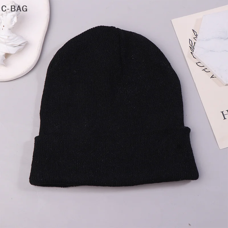 Шерстяная снежная шапка, черная вязаная шапка в стиле хип-хоп, Topi Benie Berhuruf. Шерстяная снежная шапка, черная вязаная шапка в стиле хип-хоп, Topi Benie Berhuruf.