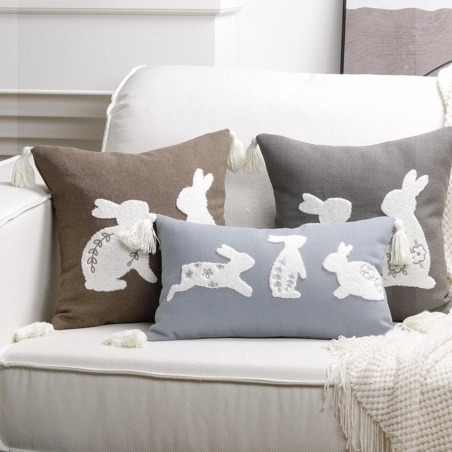 

Easter Bunny Towel Embroidered Pillow Cushion Cover 45X45 Lovely Cotton and Linen Throw Pillowcase 30X50 Decoration Home Sofa