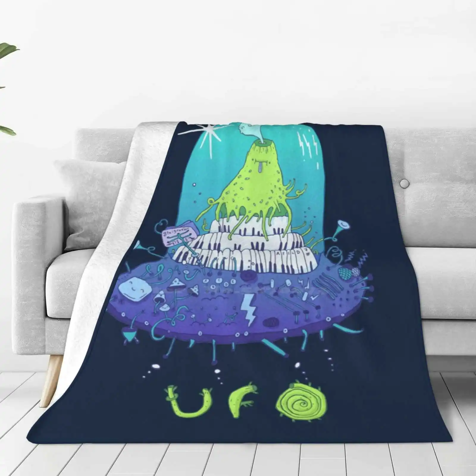 Volcano Playing Organo! New Selling Custom Print Flannel Soft Blanket Volcano Play Sound Ufo Funny Cute Pipe Organ Alien Space