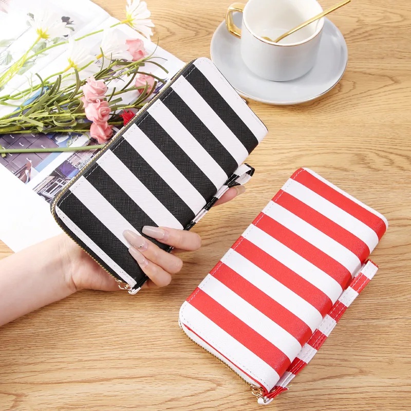 

Fashion Cute Long Leather Wallets for Women Large Capacity Women's Wristlet Wallet with Coin Purse and Multi Card Slots Clutch