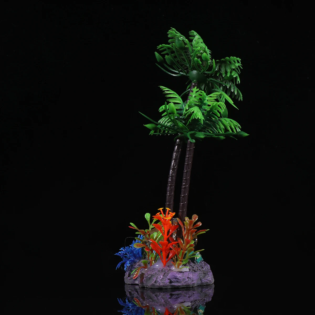 

Coconut Green Plants for Fish Tank Aquarium Decor Artificial Plant Lifelike Natural Safe Water Quality Gift Choice