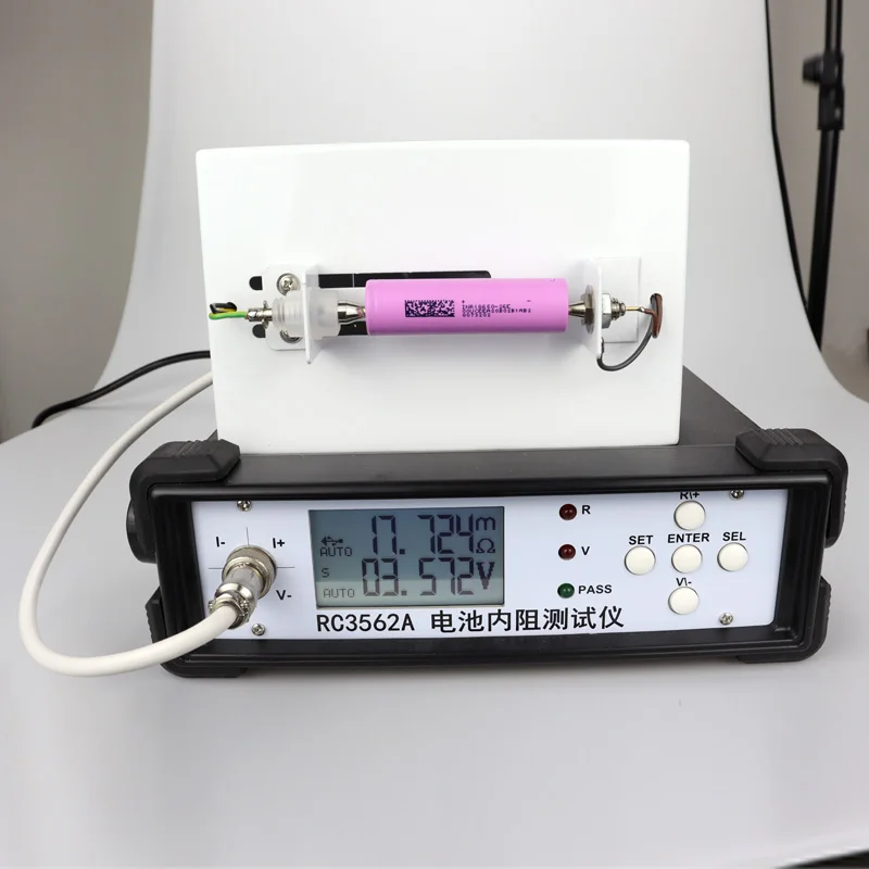 Batería de litio 18650 INR18650 26E 3,7 V de alta descarga 30A, célula de batería de energía para destornillador