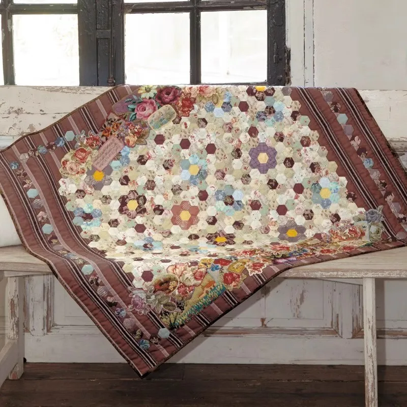 Patchwork & Quilting Book for Beginners: Step-by-Step DIY Clothing and Home Decor Sewing Projects with Patterns