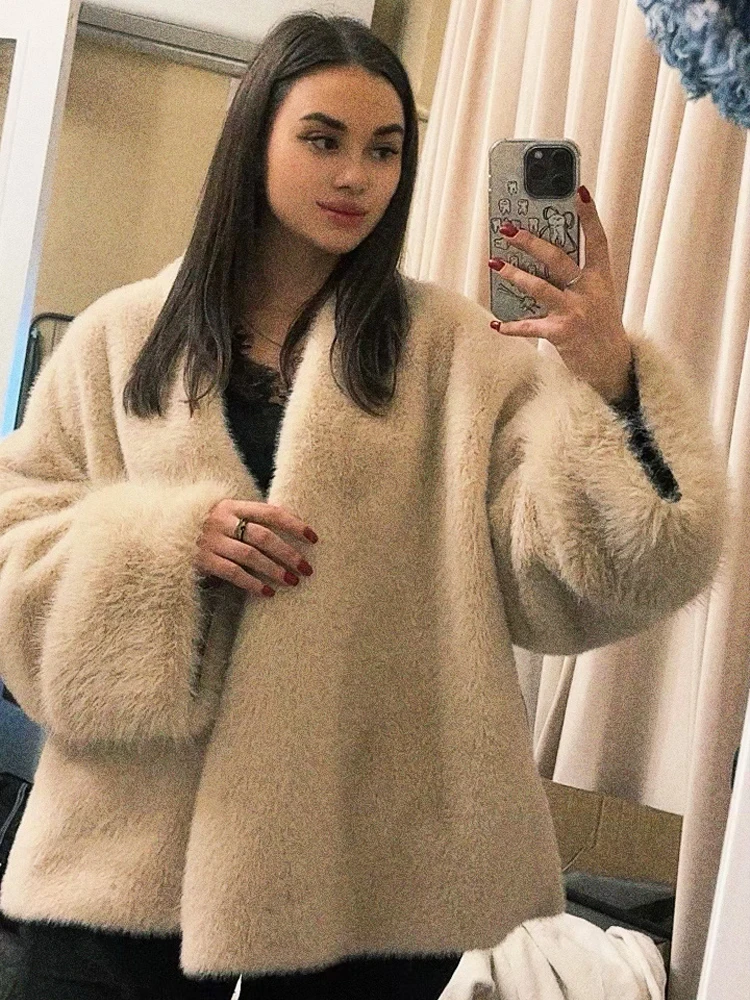 Manteau en fausse fourrure de vison Beige pour femmes, automne hiver, surdimensionné, élégant, Look de luxe, vêtements d'extérieur à la mode écologiques