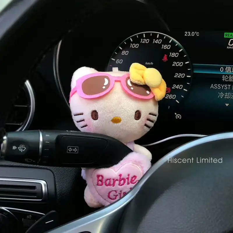 

Sanrio, Hello Kitty Kawaii аниме украшение салона автомобиля кукла кузов автомобиля сигнал поворота автомобиля Декор центральной консоли 2024