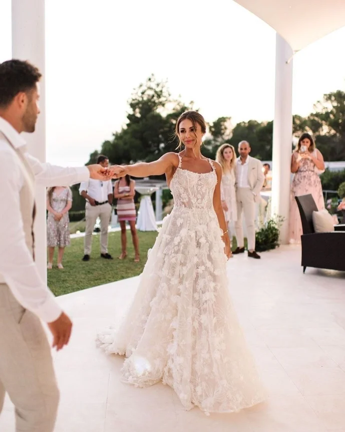 

Customized Elegant White Women's Strapless Wedding Dresses Lace Applique A-Line Dresses vestidos novias boda