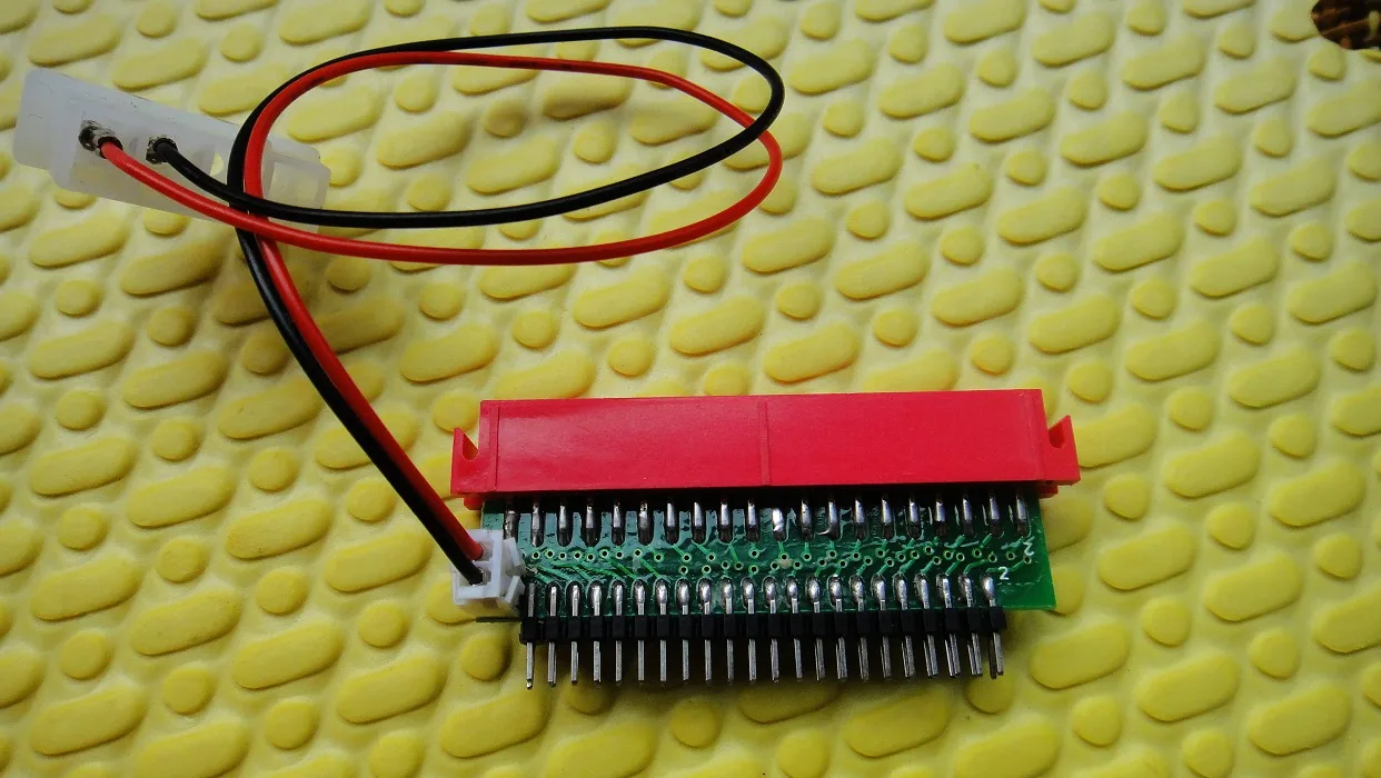 Male 2.5 IDE to IDE 3.5 Male Adapter Card 44P to 40P 44-pin to 40-pin