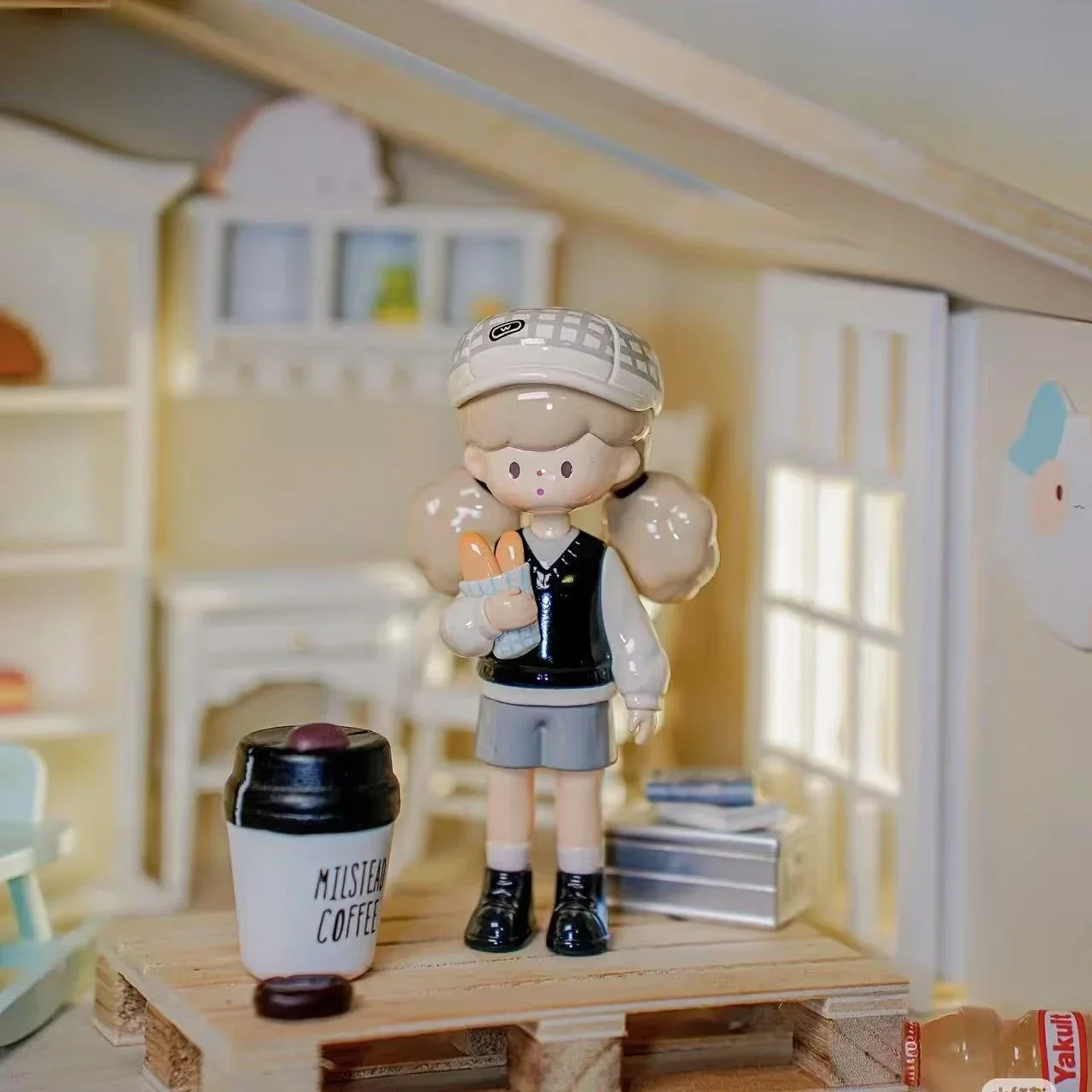 FINDING UNICORN Molinta Spring City Wandering Series Blind Box Toys Kawaii Anime Action Figure Surprise Mystery Box Dolls Girls