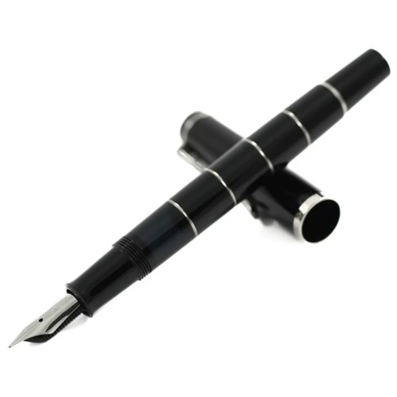 

Перьевая ручка A+ Pelikan Classic M215 с черными кольцами