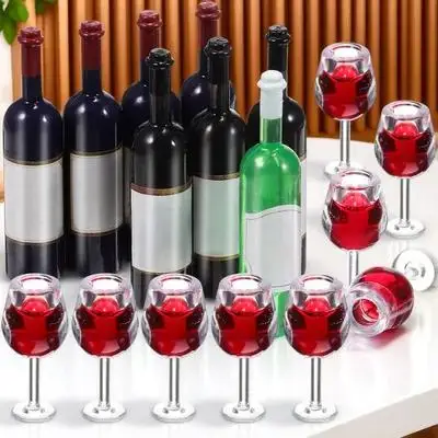 

18 шт., набор миниатюрных стаканов, красные прозрачные маленькие чашки для вина, напитков для кукольного домика, кухни, бара, декор, мини-бутылка вина, стекло