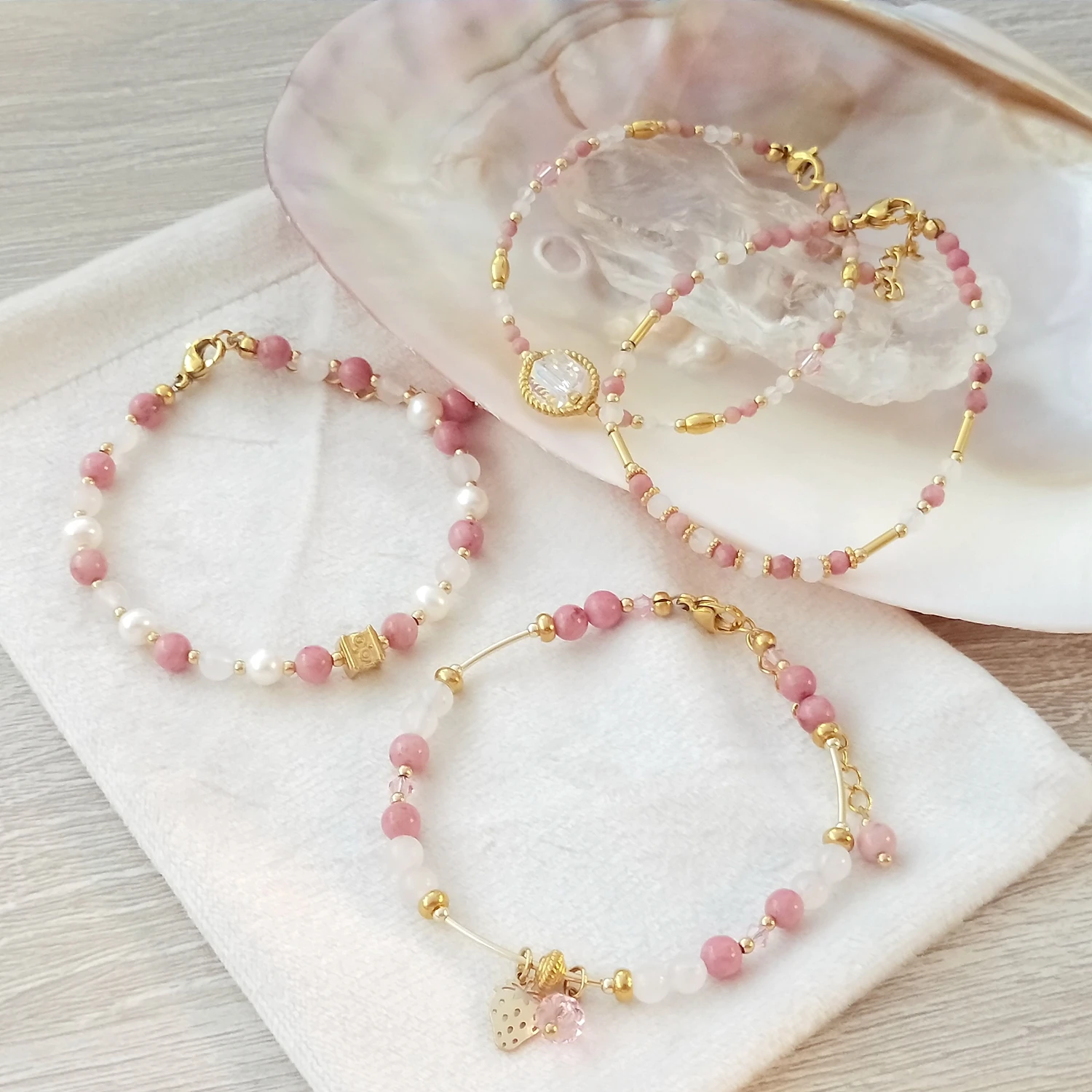 

Lii Ji Natural Stone Rhodonite Rose Quartz Bracelet 2-4mm Stainless Steel Bracelet Handmade Jewelry For Female