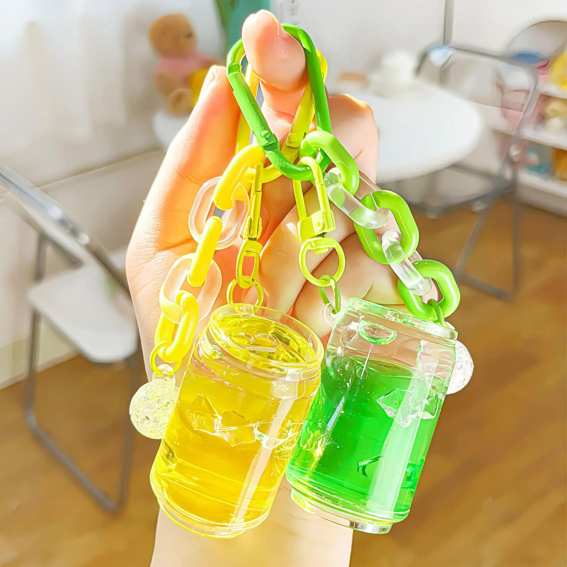Kyne キネ 蓄光キーホルダー ADAPTATION UNION SODA Cute Liquid Acrylic Can Cup Keychain Floating Sequin Colorful Milk