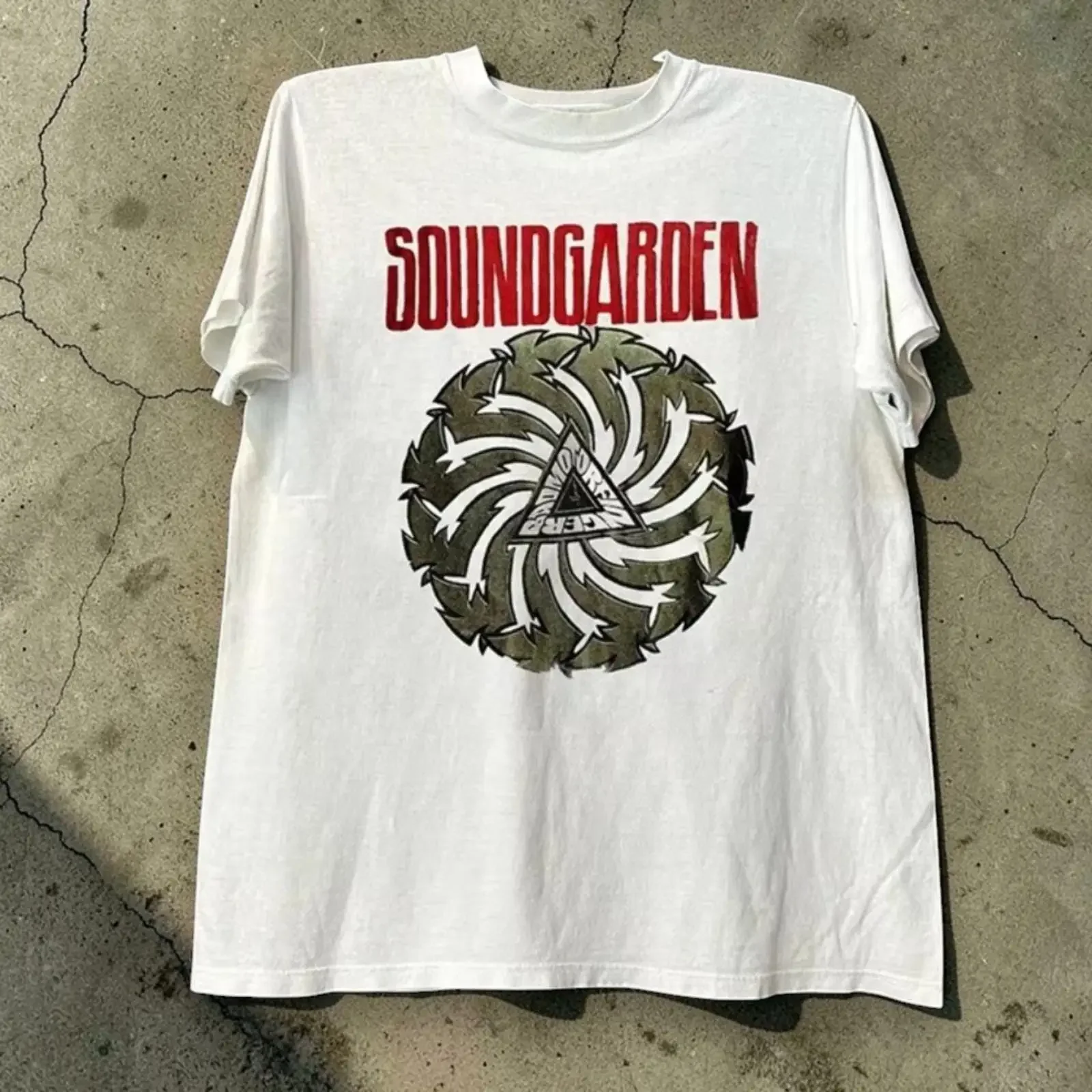 Футболка Soundgarden Band в стиле хип-хоп и рок для любителей музыки, винтажная, с эффектом потертости, дышащая, комфортная, повседневная, эластичная, с графическим принтом, слегка растягивающаяся.