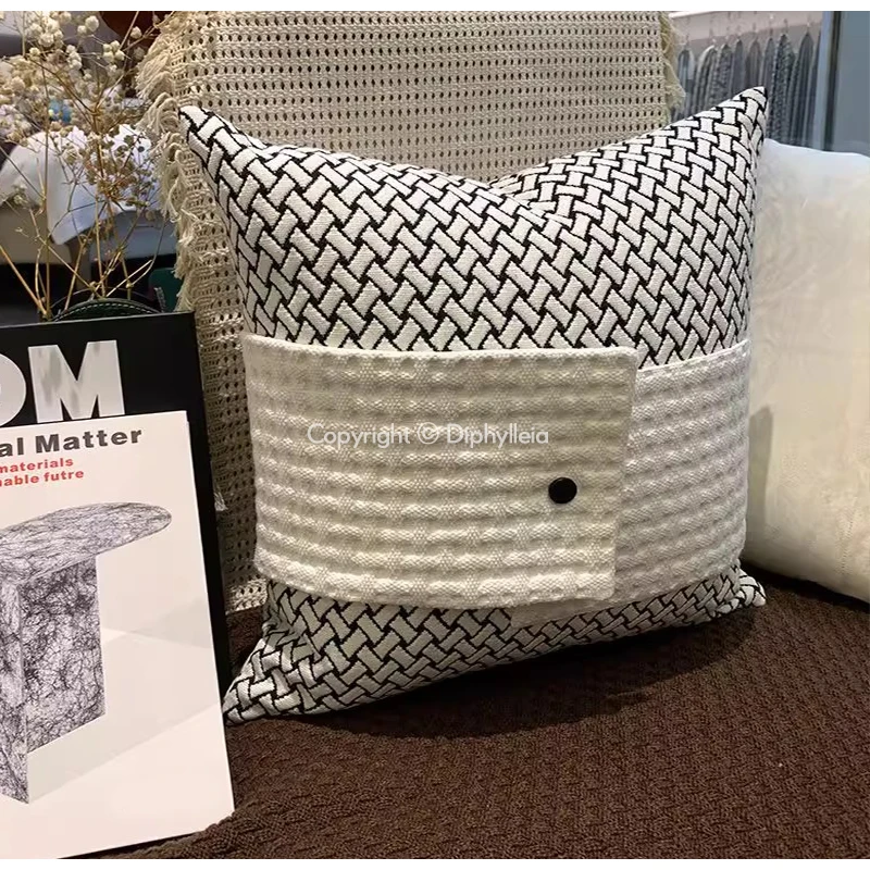 Diphylleia Chic Houndstooth Decorative Cushion Cover Interlocking Black And White Motif Patchwork Pillow Case Elegant Home Decor